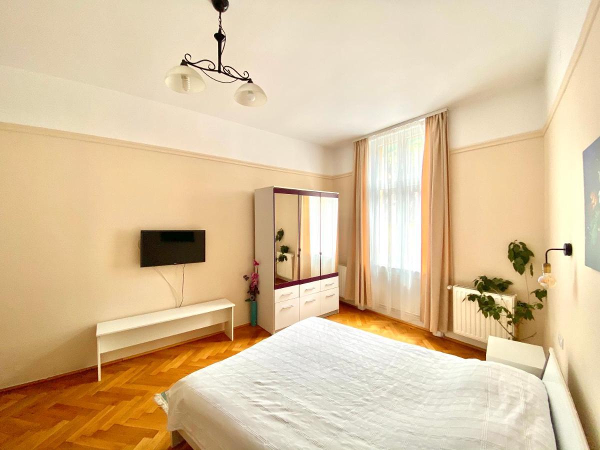 Casa Balcescu Hotel Brassó Kültér fotó