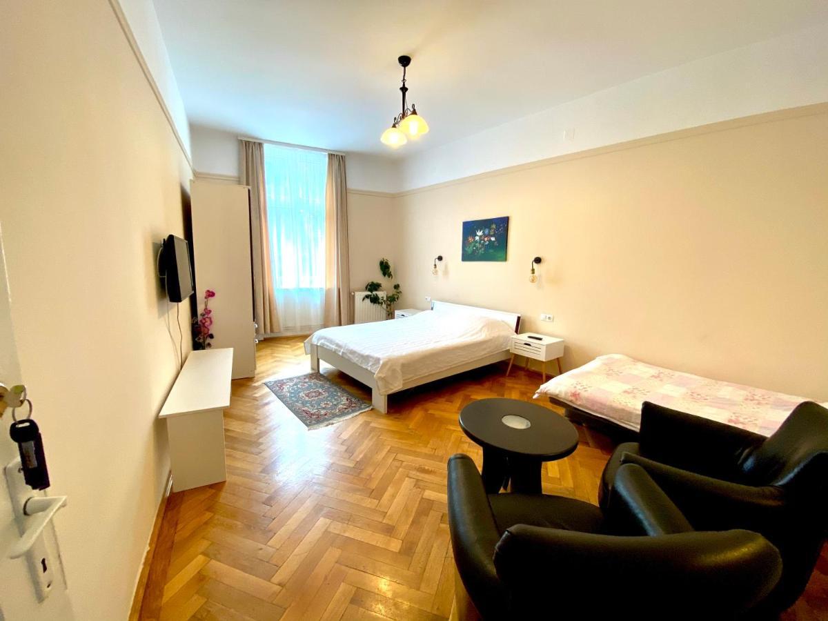Casa Balcescu Hotel Brassó Kültér fotó