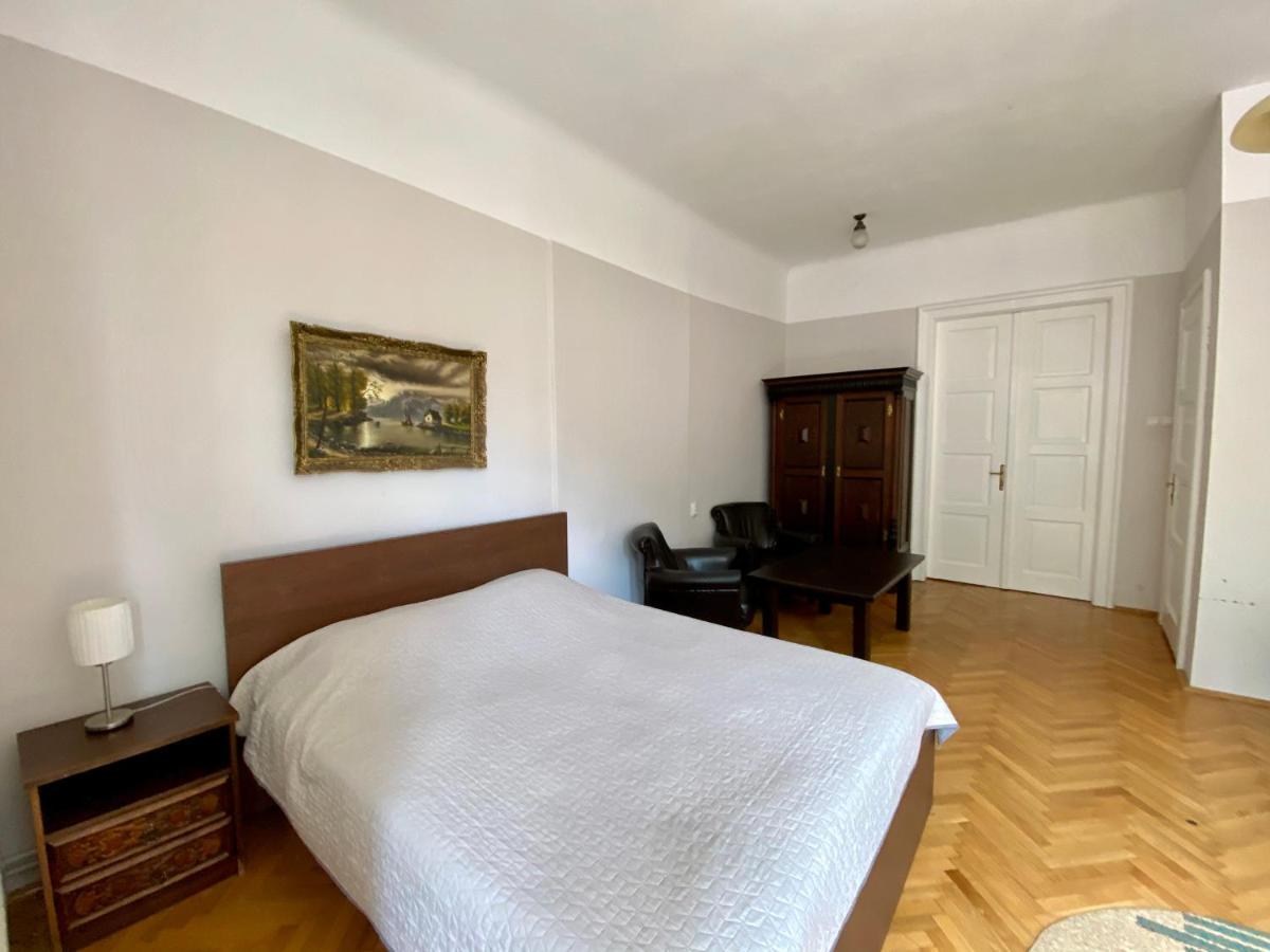 Casa Balcescu Hotel Brassó Kültér fotó